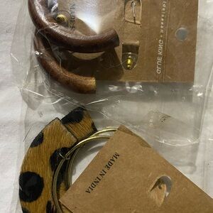 Earring and necklace lot. Perfect for going out or the office. All NWOT/EUC